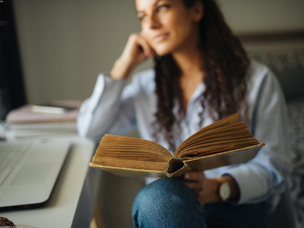 ជំនួយ និងយោបល់សម្រាប់ការអភិវឌ្ឍផ្ទាល់ខ្លួន